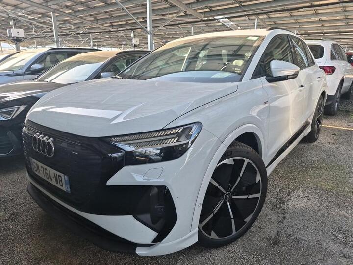 AUDI Q4 e-tron (Year of Construction 2023, 204 PS, Electric)