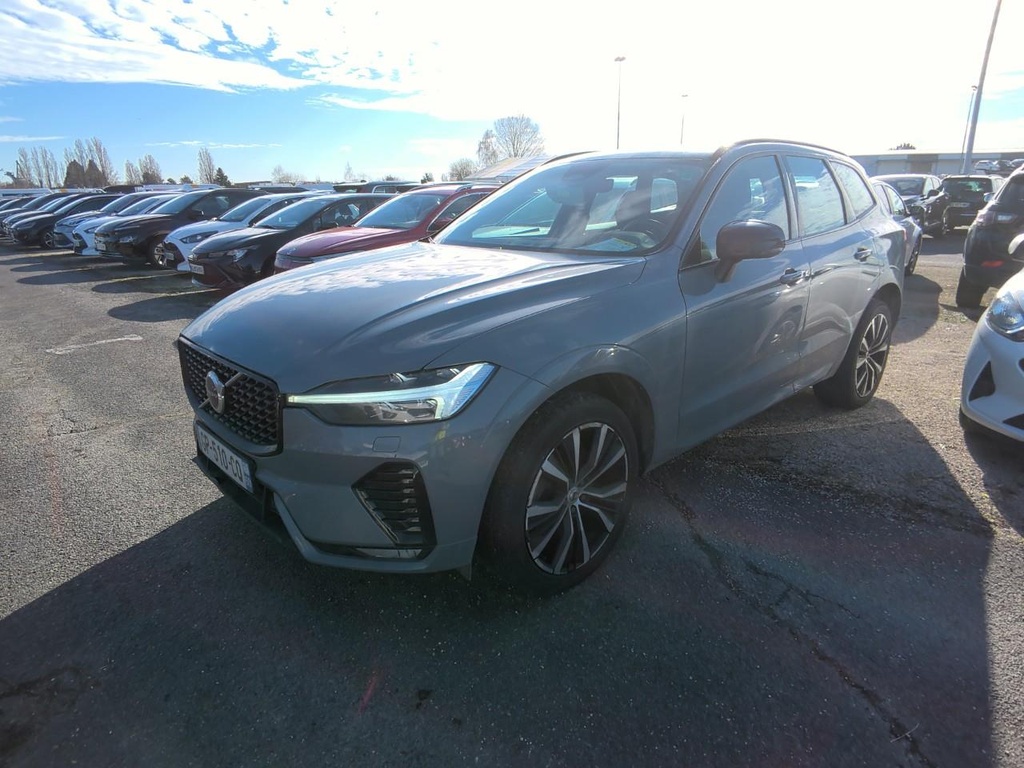 VOLVO XC60 (Year of Construction 2023, 197 PS, Diesel)