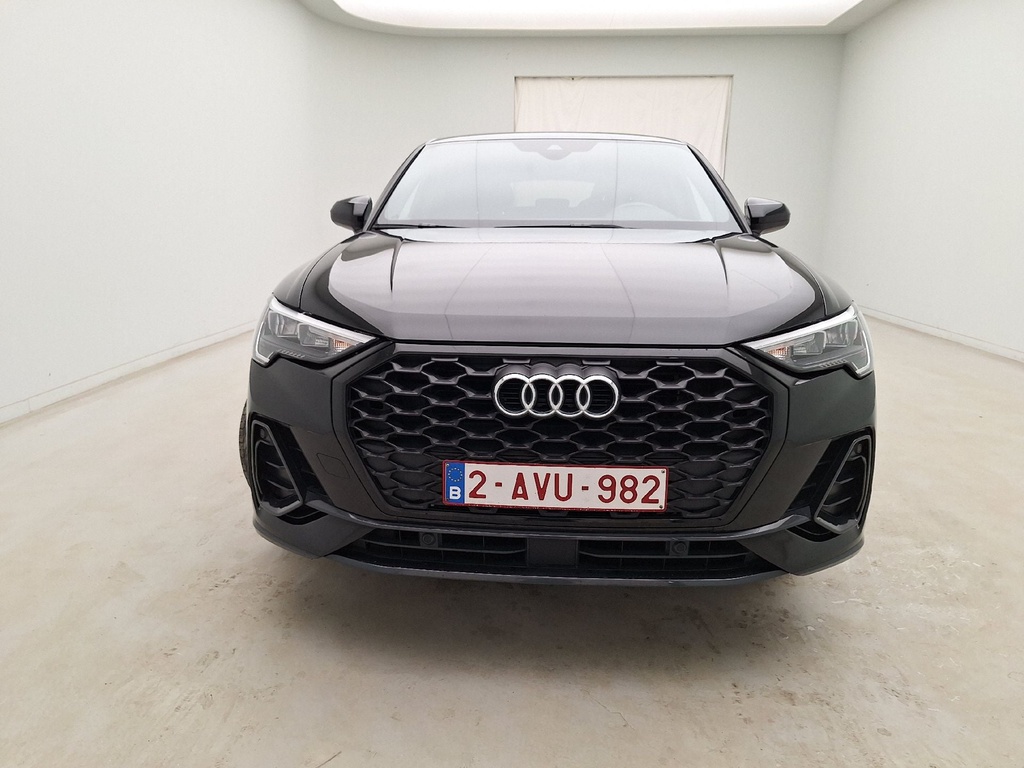AUDI Q3 (Year of Construction 2021, 150 PS, Petrol)