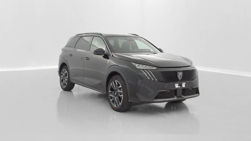 PEUGEOT 5008 (Year of Construction 2025, 136 PS, Petrol)