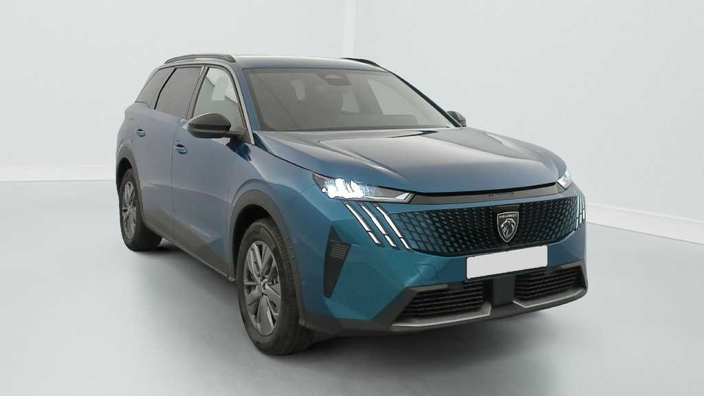 PEUGEOT 5008 (Year of Construction 2025, 136 PS, Petrol)