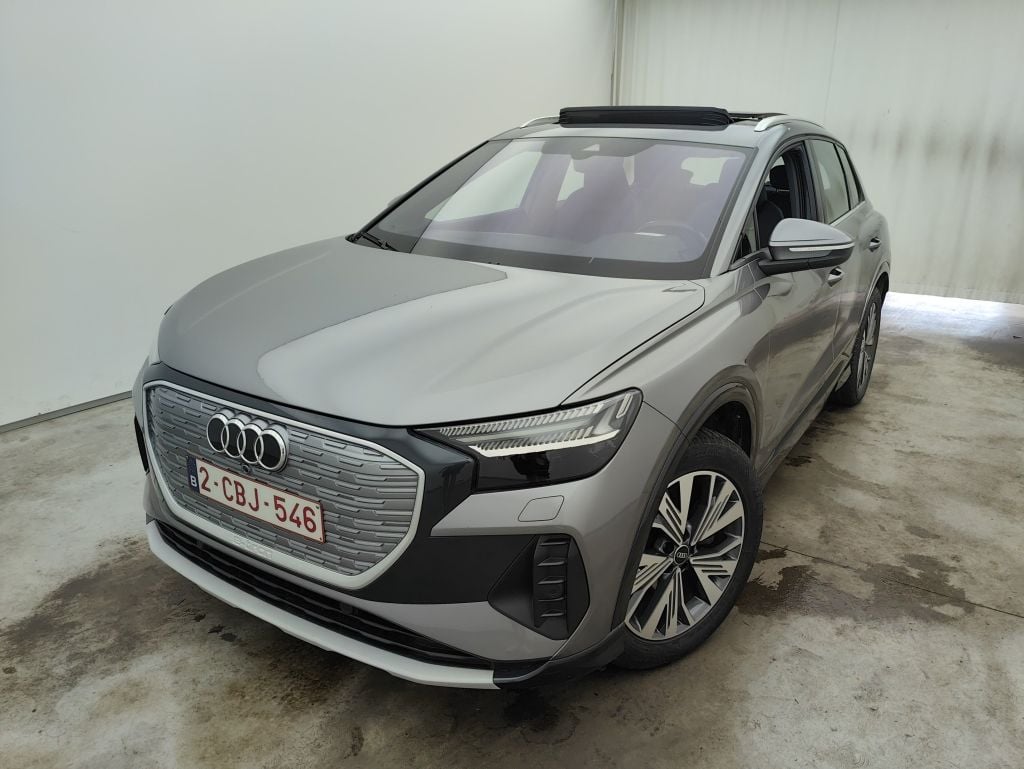 AUDI Q4 e-tron (Year of Construction 2022, 170 PS, Electric)