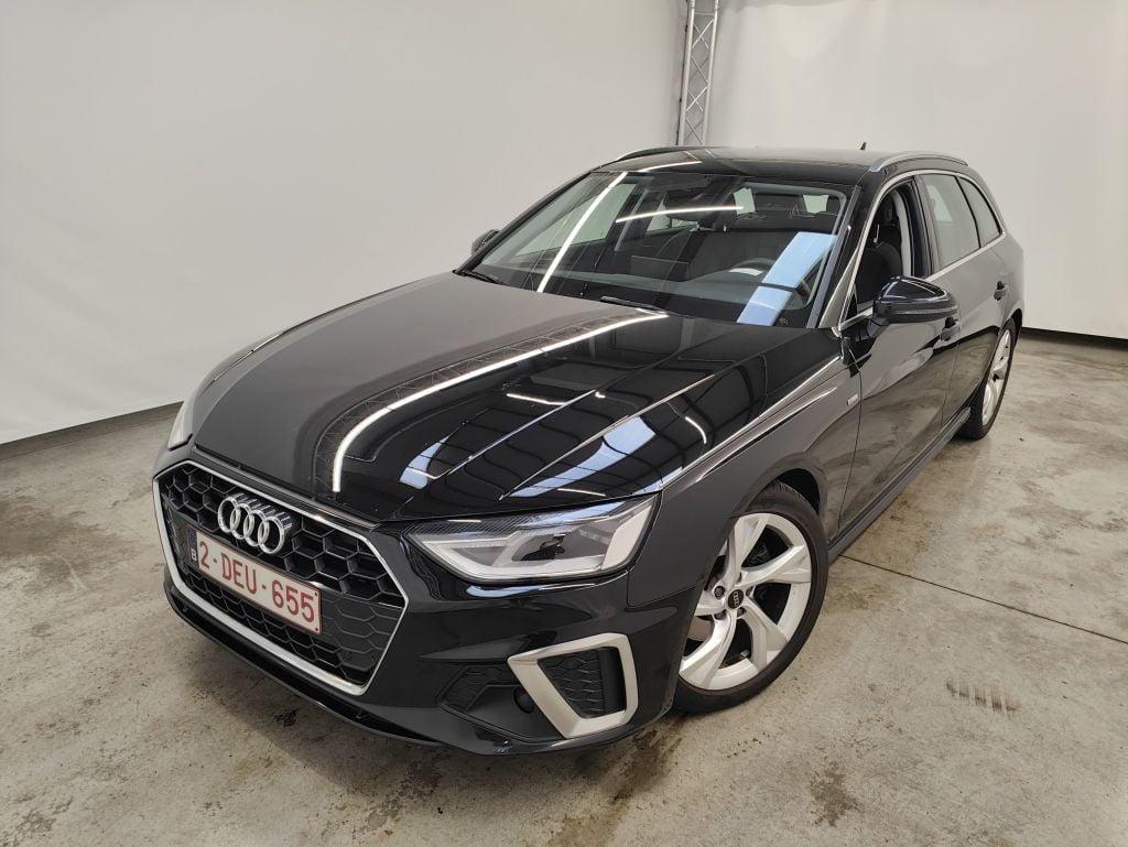 AUDI A4 (Year of Construction 2023, 150 PS, Petrol)