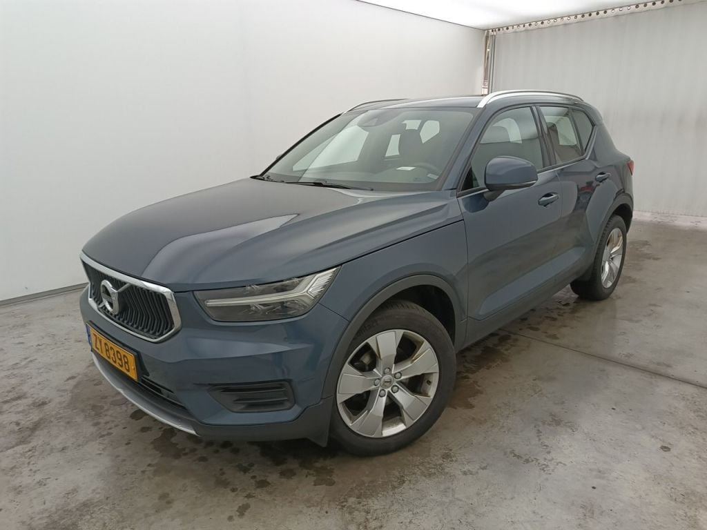 VOLVO XC40 (Year of Construction 2022, 163 PS, Petrol)