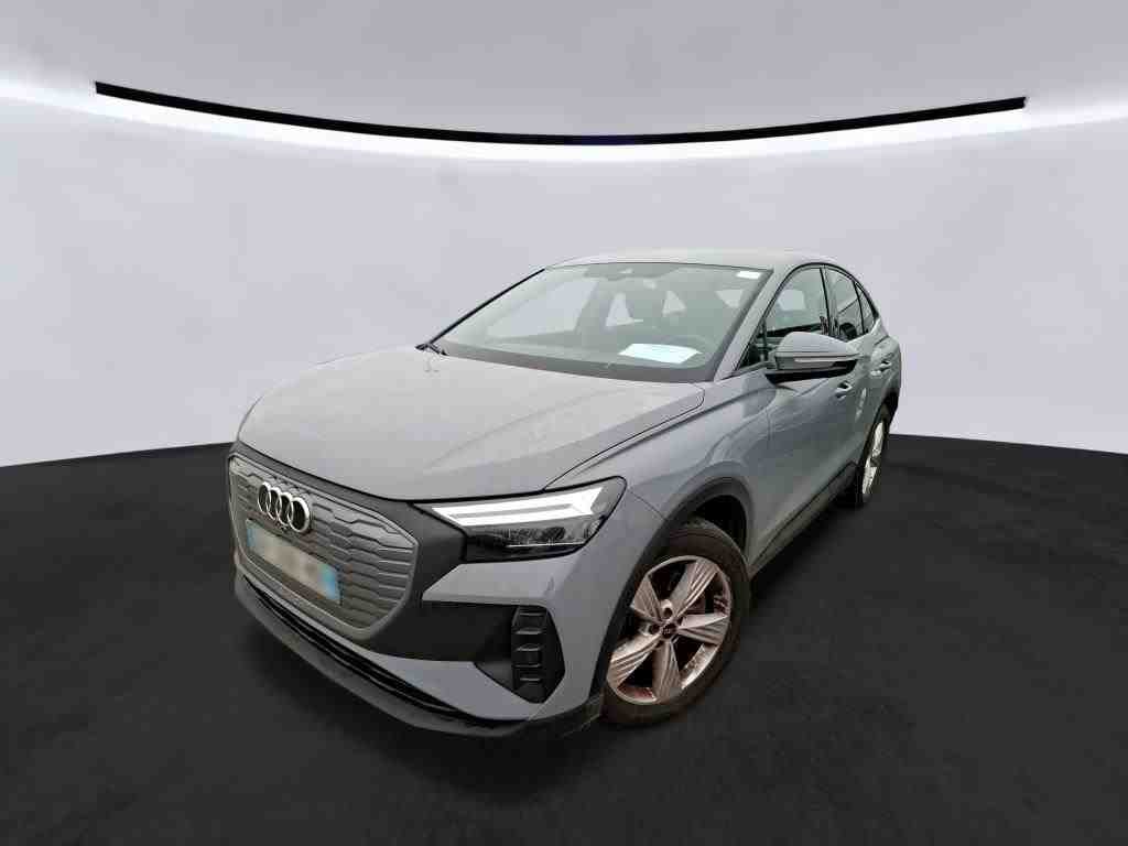 AUDI Q4 e-tron (Year of Construction 2023, 207 PS, Electric)