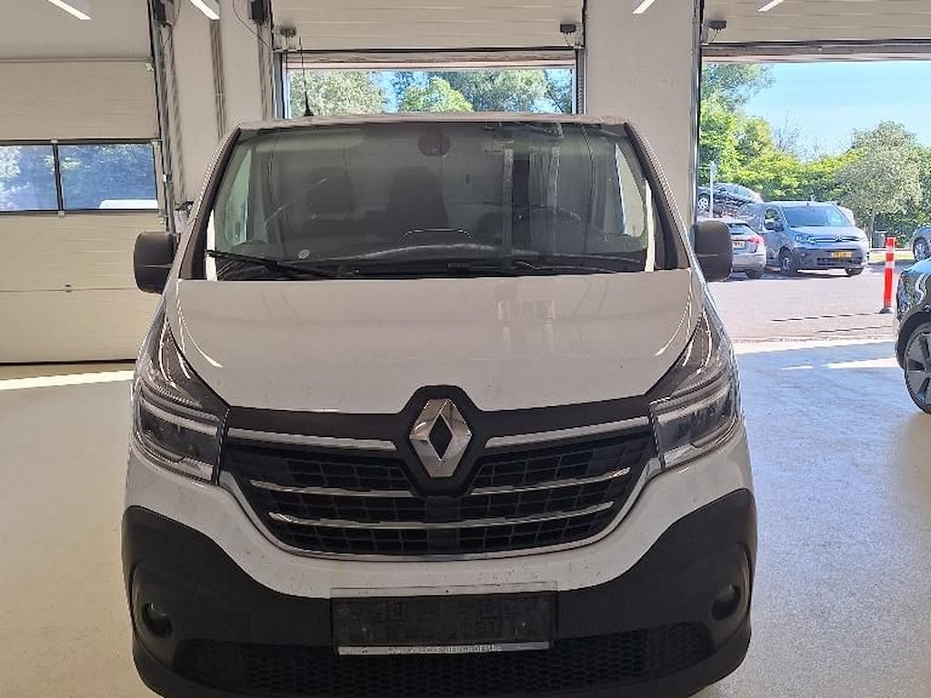 RENAULT Trafic (Year of Construction 2020, 145 PS, Diesel)
