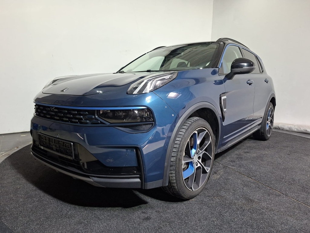 Lynk&Co 01 (Year of Construction 2022, 179 PS, Petrol)