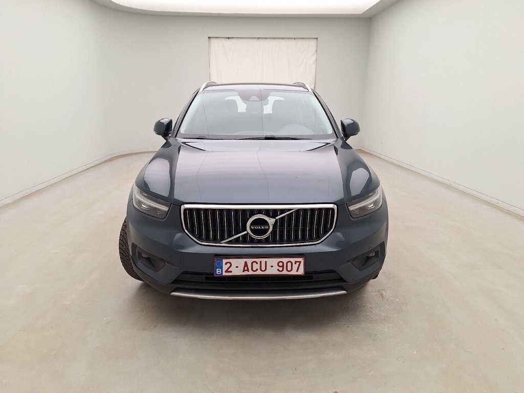 VOLVO XC40 (Year of Construction 2021, 211 PS, Electric)