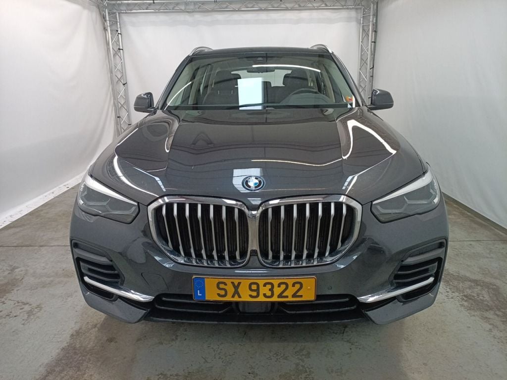 BMW X5 (Year of Construction 2022, 394 PS, Hybrid Petrol)