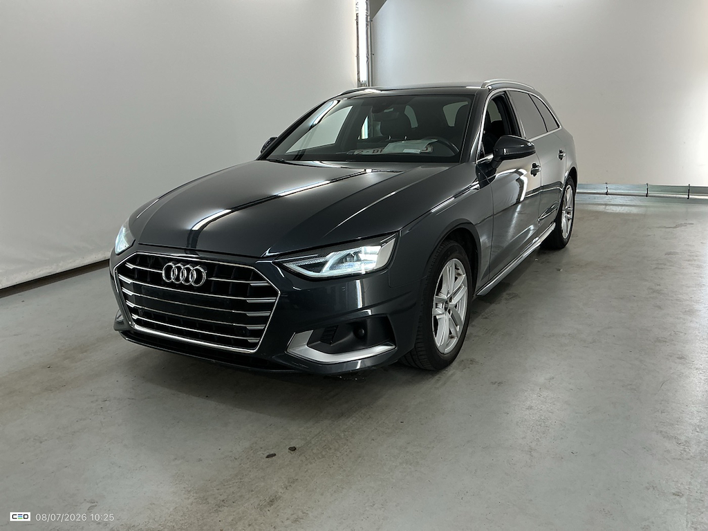 AUDI A4 (Year of Construction 2022, 136 PS, Diesel)