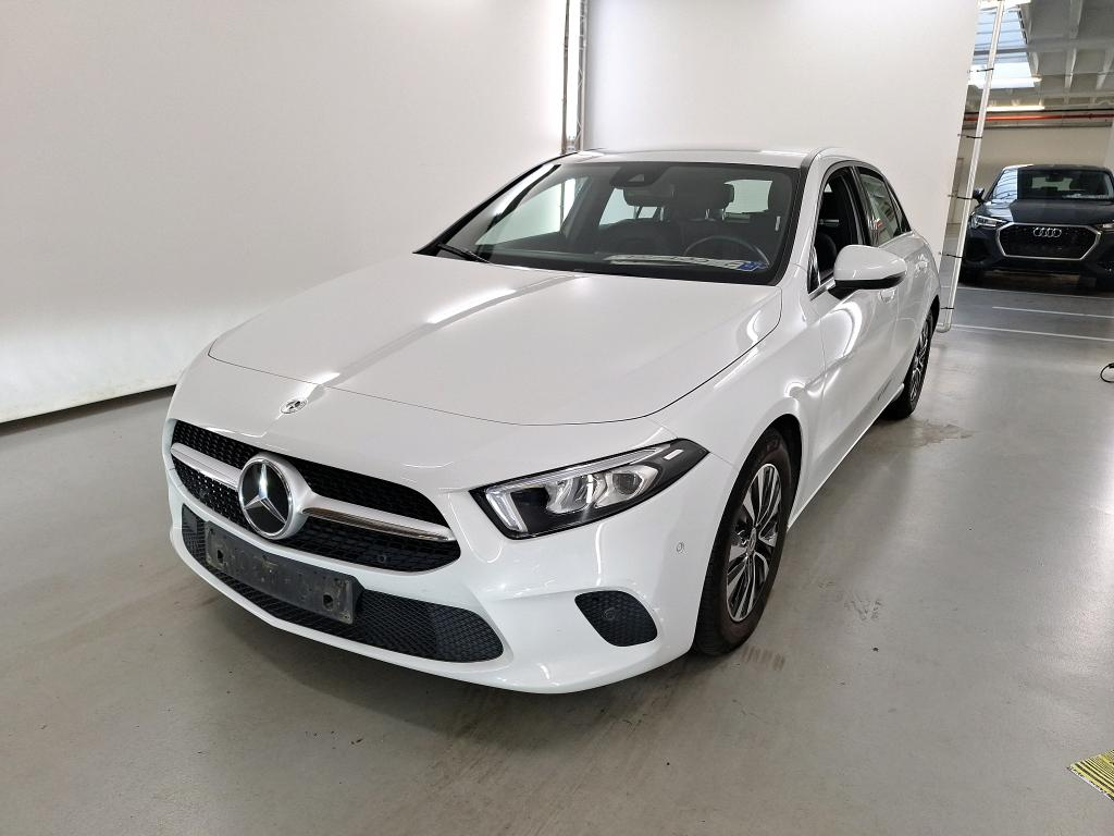 Mercedes A 180 (Year of Construction 2022, 136 PS, Petrol)