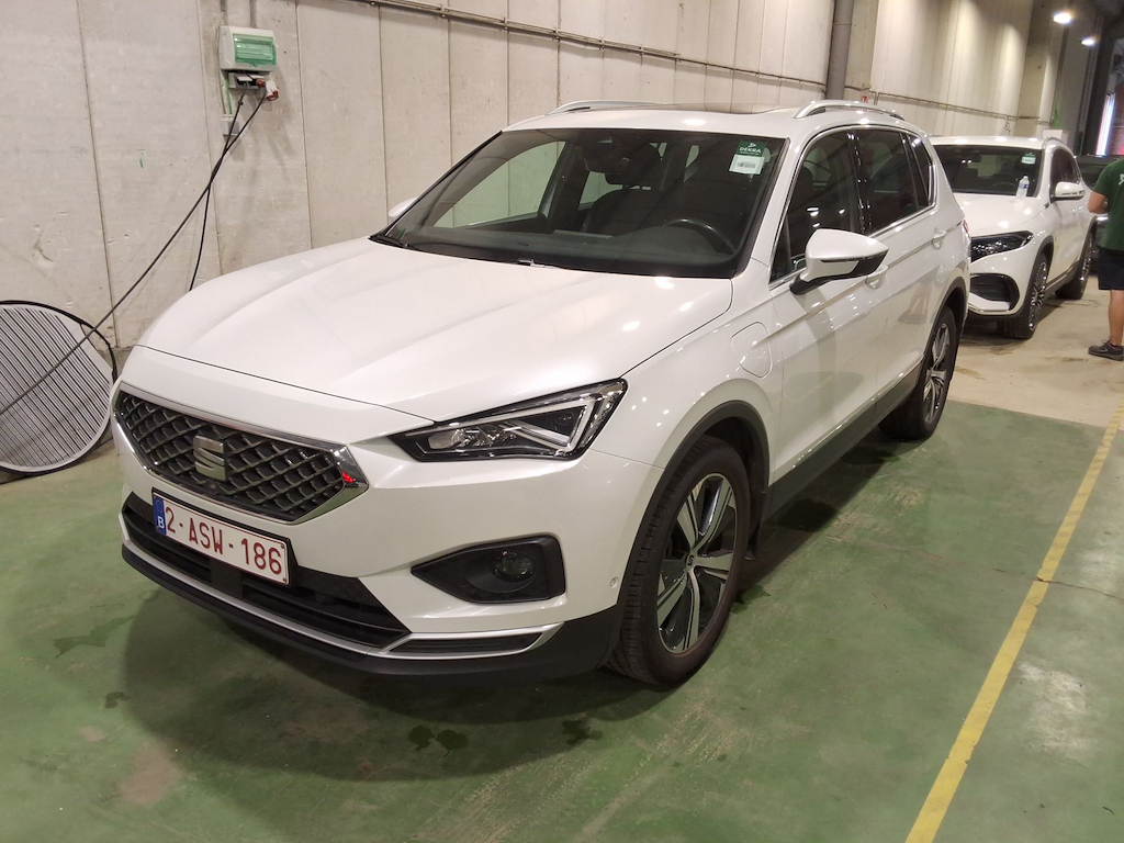 SEAT Tarraco (Year of Construction 2021, 150 PS, Hybrid Petrol)
