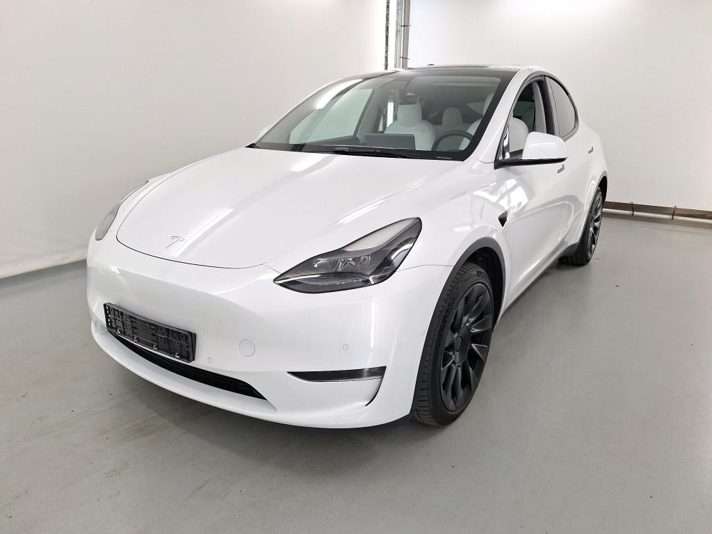 TESLA Model Y (Year of Construction 2022, 514 PS, Electric)