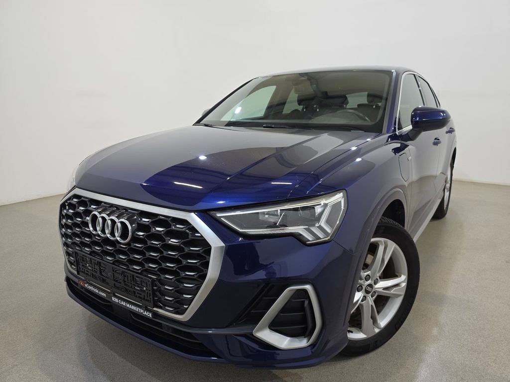 AUDI Q3 (Year of Construction 2021, 245 PS, Hybrid Petrol)