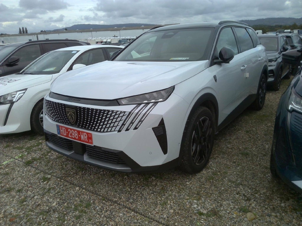 PEUGEOT 5008 (Year of Construction 2025, 136 PS, Petrol)