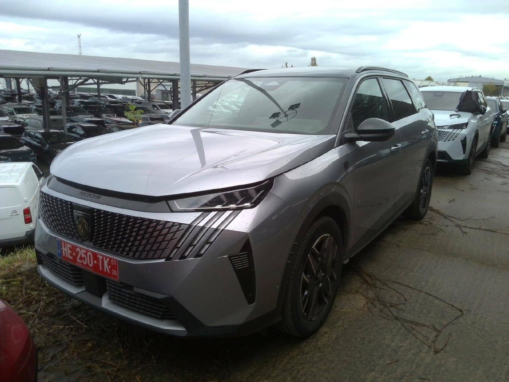 PEUGEOT 5008 (Year of Construction 2025, 136 PS, Petrol)
