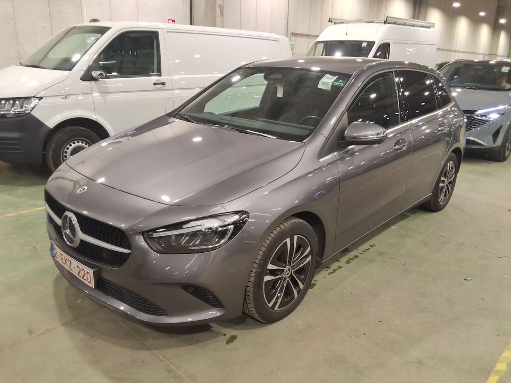 Mercedes B 250 (Year of Construction 2023, 160 PS, Hybrid Petrol)