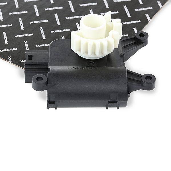 Actuator, blending flap
