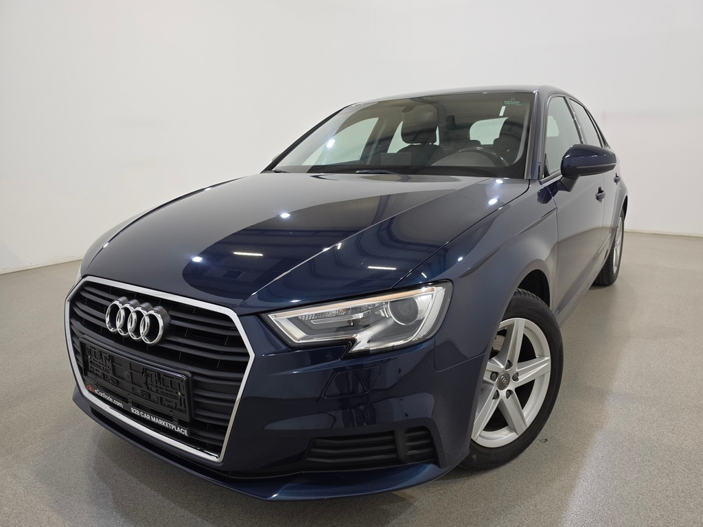 AUDI A3 (Year of Construction 2020, 116 PS, Petrol)