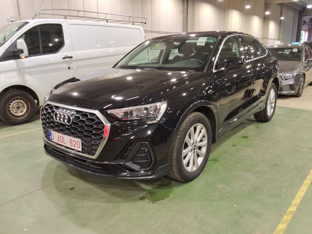 AUDI Q3 (Year of Construction 2021, 150 PS, Diesel)