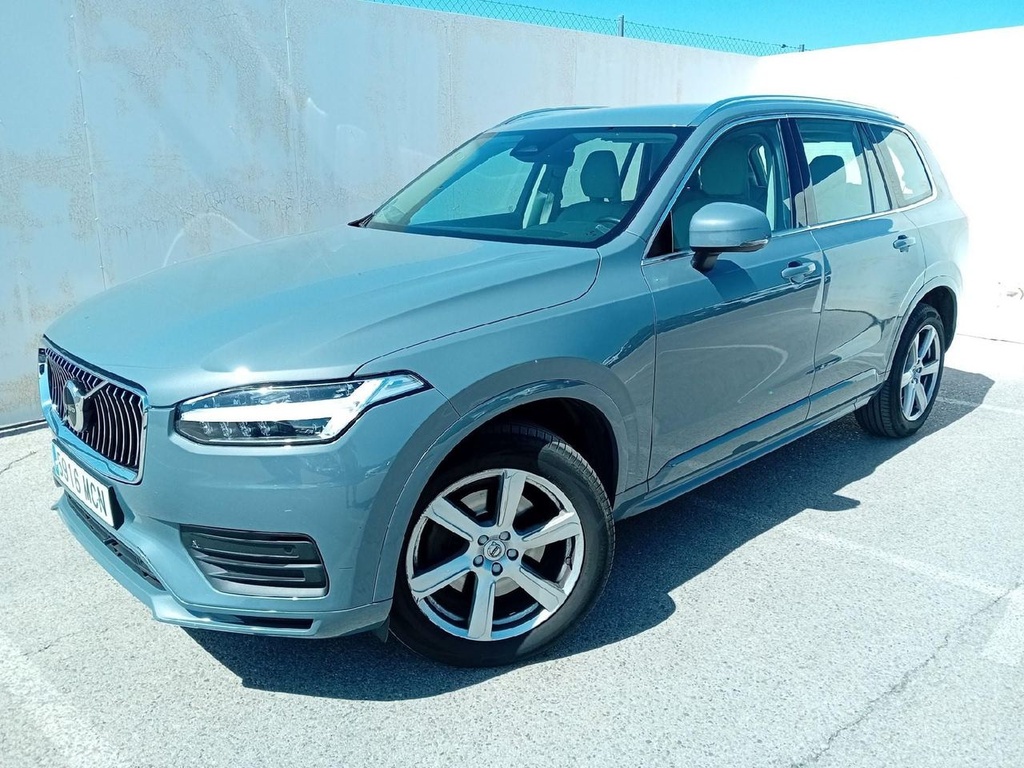 VOLVO XC90 (Year of Construction 2022, 235 PS, Electric)