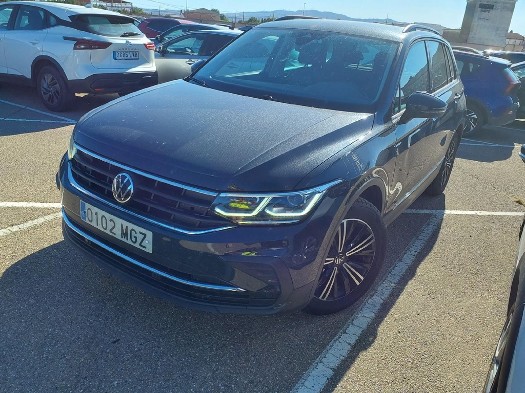 Volkswagen Tiguan (Year of Construction 2023, 150 PS, Diesel)
