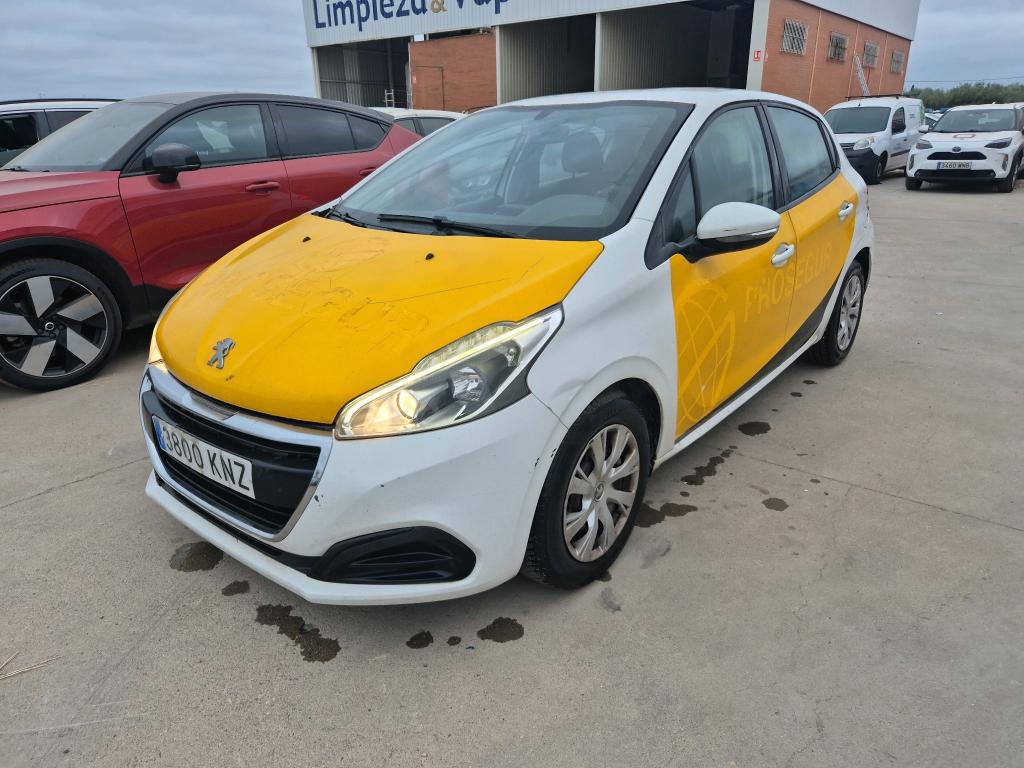 PEUGEOT 208 (Year of Construction 2018, 99 PS, Diesel)