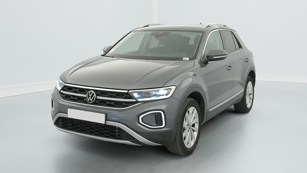Volkswagen T-Roc (Year of Construction 2022, 150 PS, Diesel)