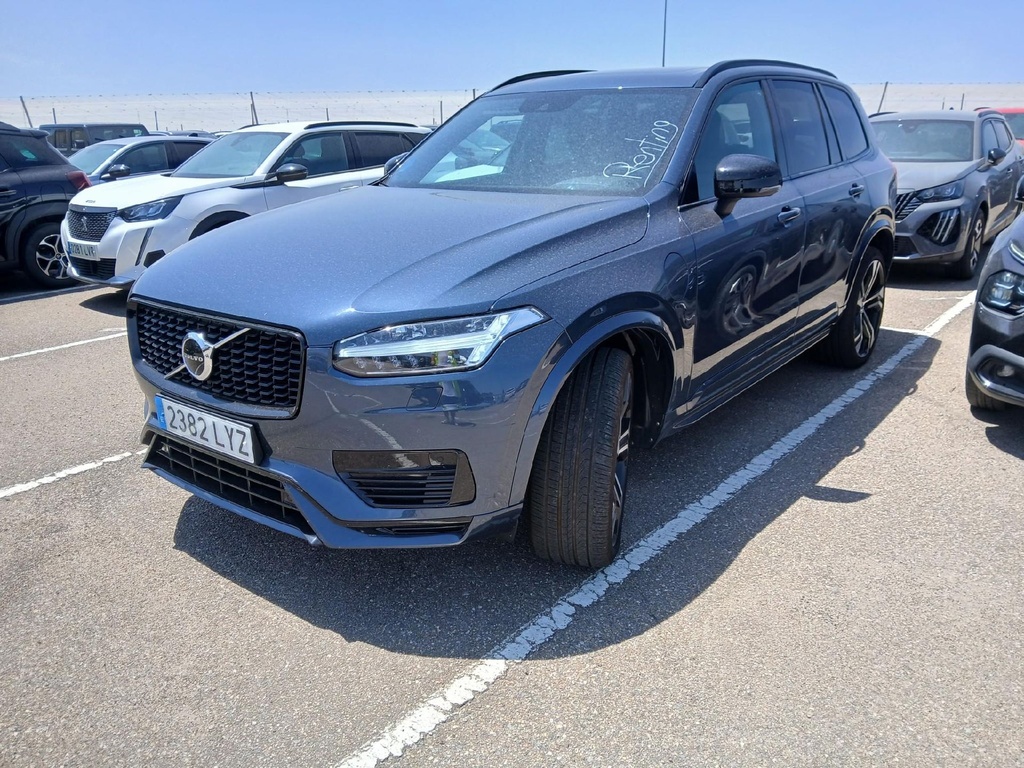 VOLVO XC90 (Year of Construction 2022, 455 PS, Hybrid Petrol)