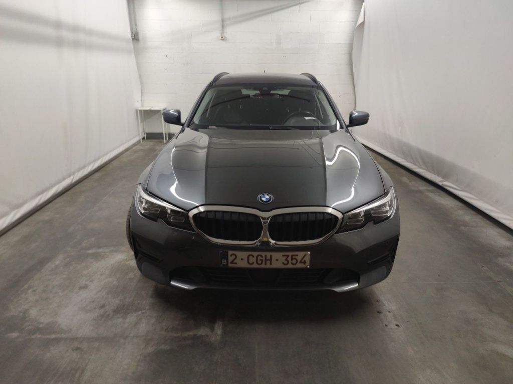BMW 3 Reeks (Year of Construction 2022, 204 PS, Hybrid Petrol)