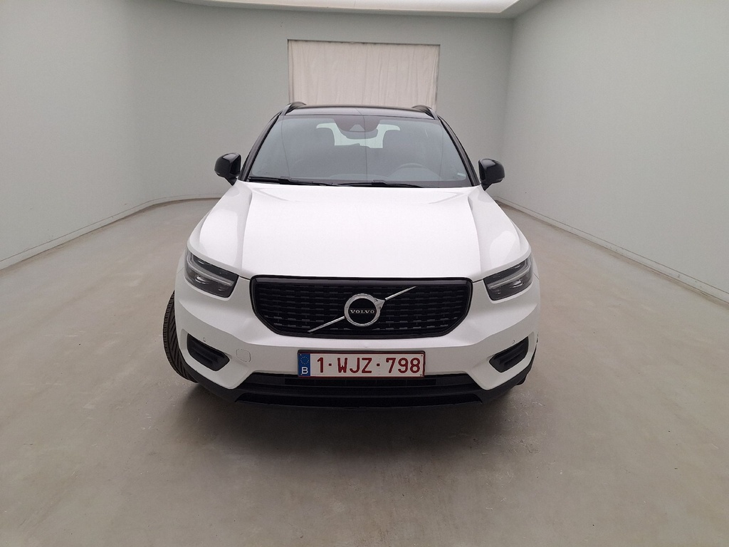 VOLVO XC40 (Year of Construction 2019, 163 PS, Petrol)