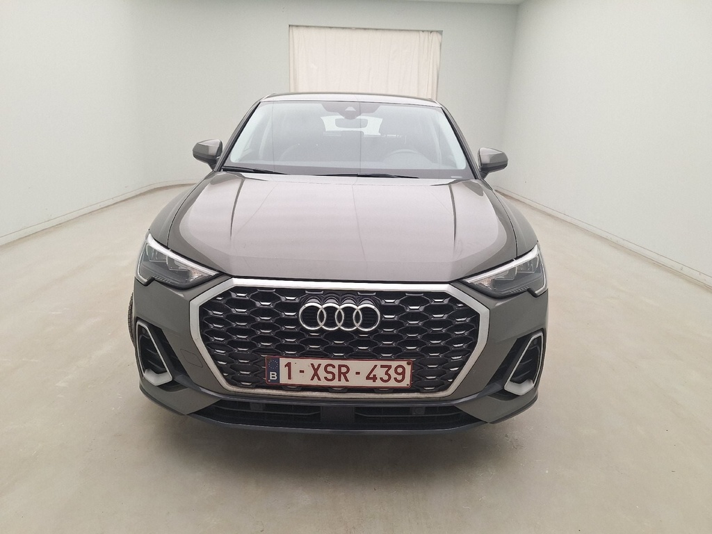 AUDI Q3 (Year of Construction 2020, 150 PS, Diesel)
