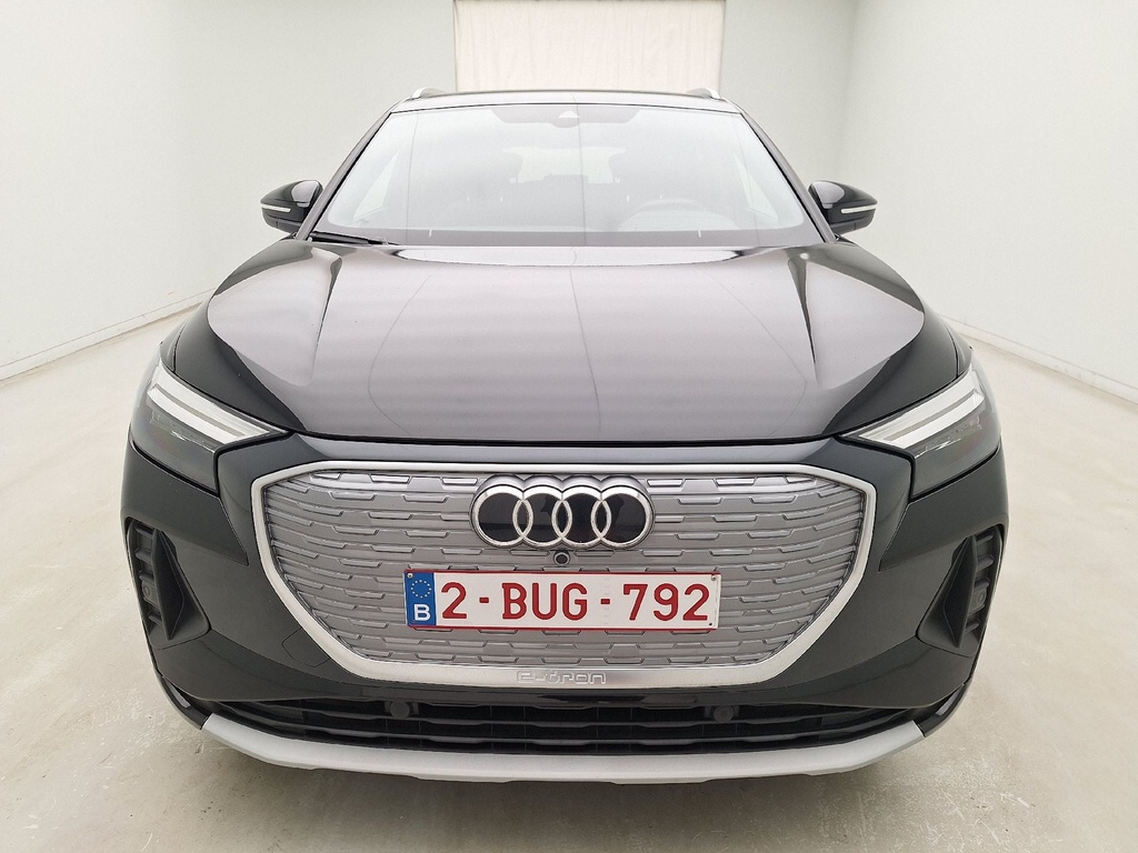 AUDI Q4 e-tron (Year of Construction 2022, 204 PS, Electric)