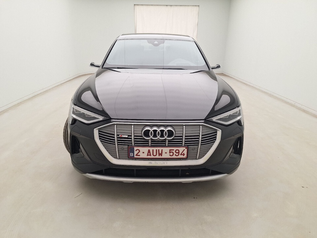 AUDI E-TRON (Year of Construction 2021, 408 PS, Electric)