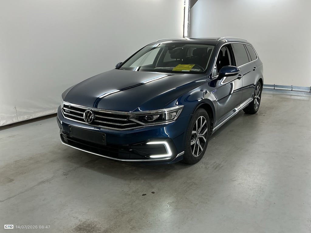 Volkswagen Passat Variant (Year of Construction 2024, 156 PS, Petrol)
