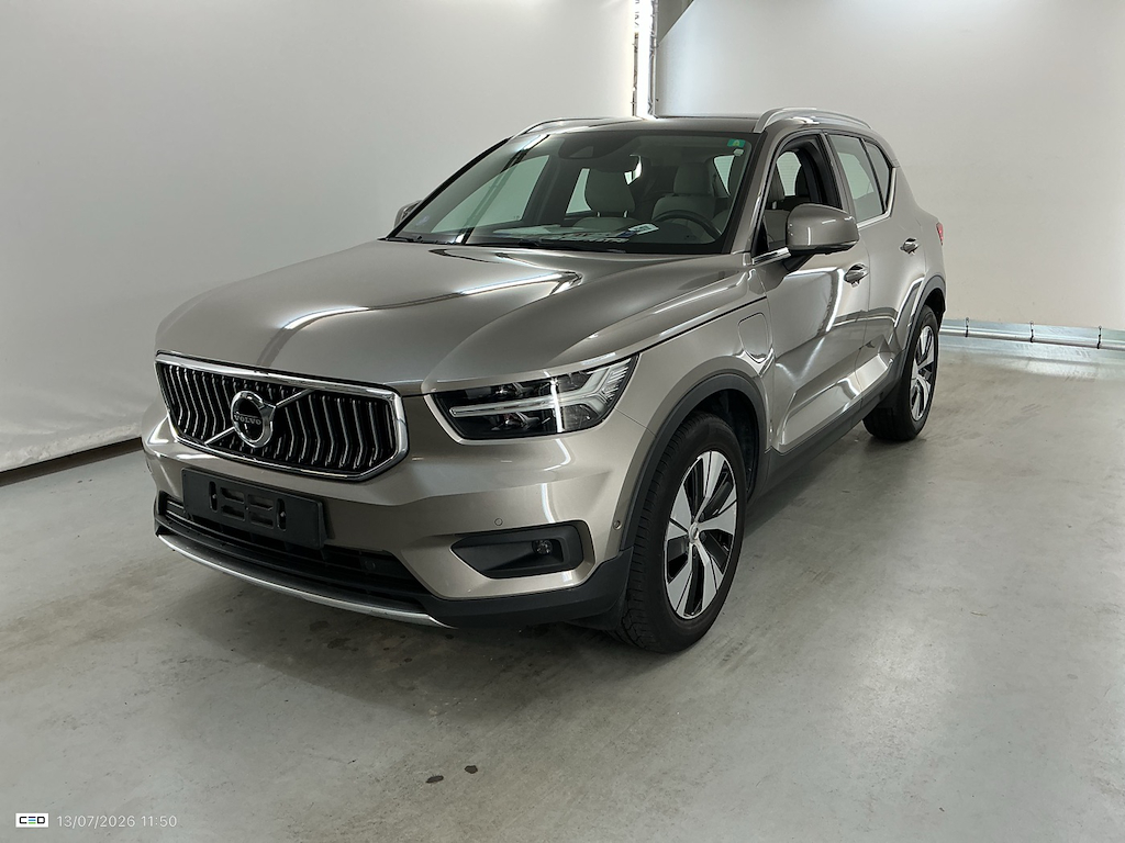 VOLVO XC40 (Year of Construction 2021, 129 PS, Electric)
