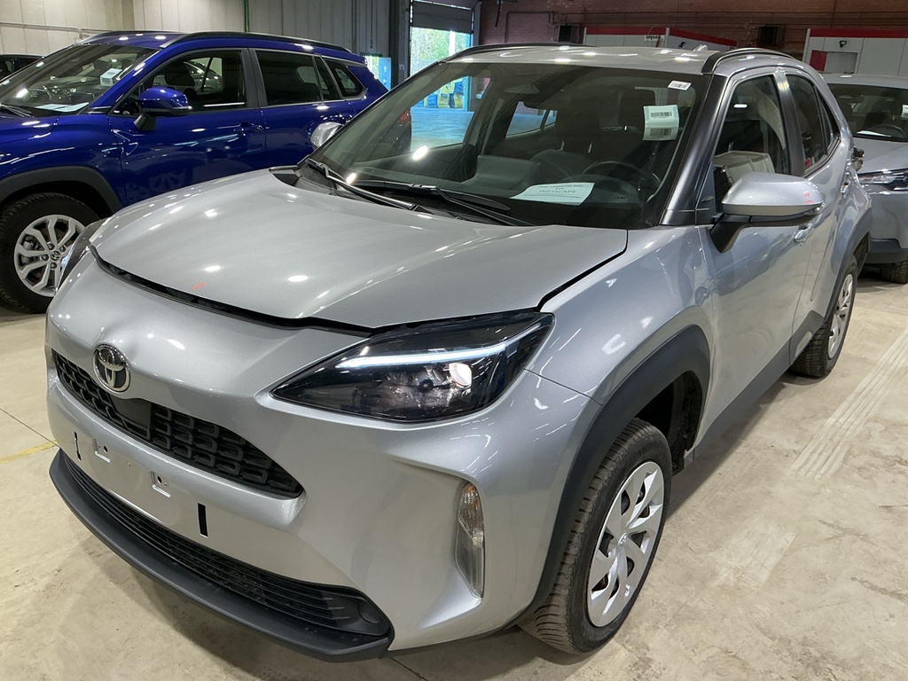 TOYOTA Yaris Cross (Year of Construction 2024, 92 PS, Hybrid Diesel)