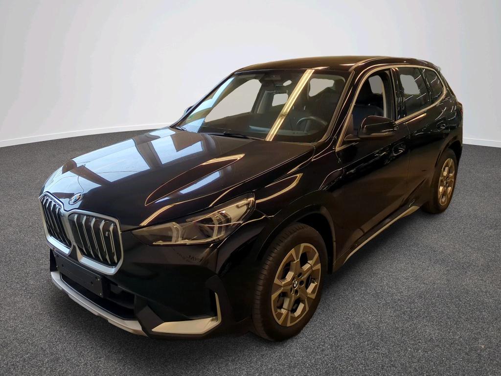 BMW iX1 (Year of Construction 2023, 313 PS, Electric)