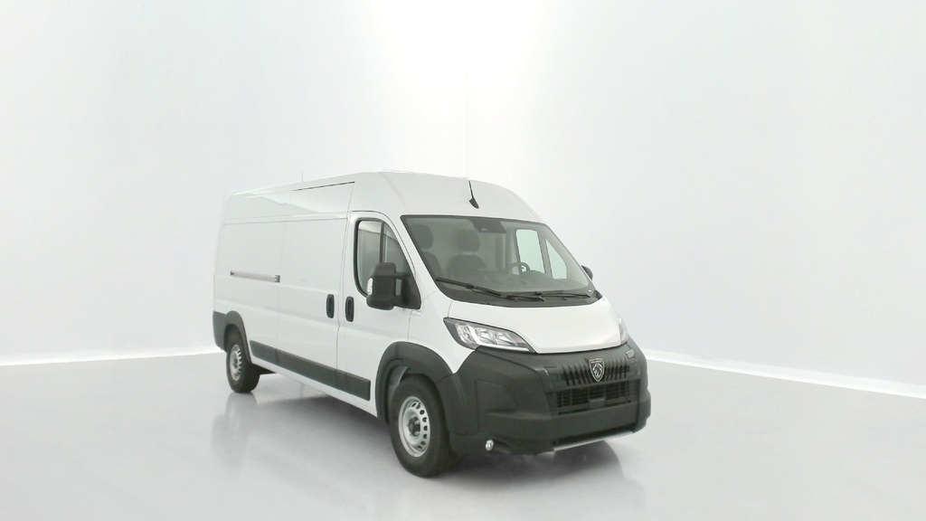 PEUGEOT Boxer (Year of Construction 2025, 180 PS, Diesel)