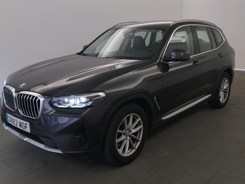 BMW X3 (Year of Construction 2023, 190 PS, Electric)