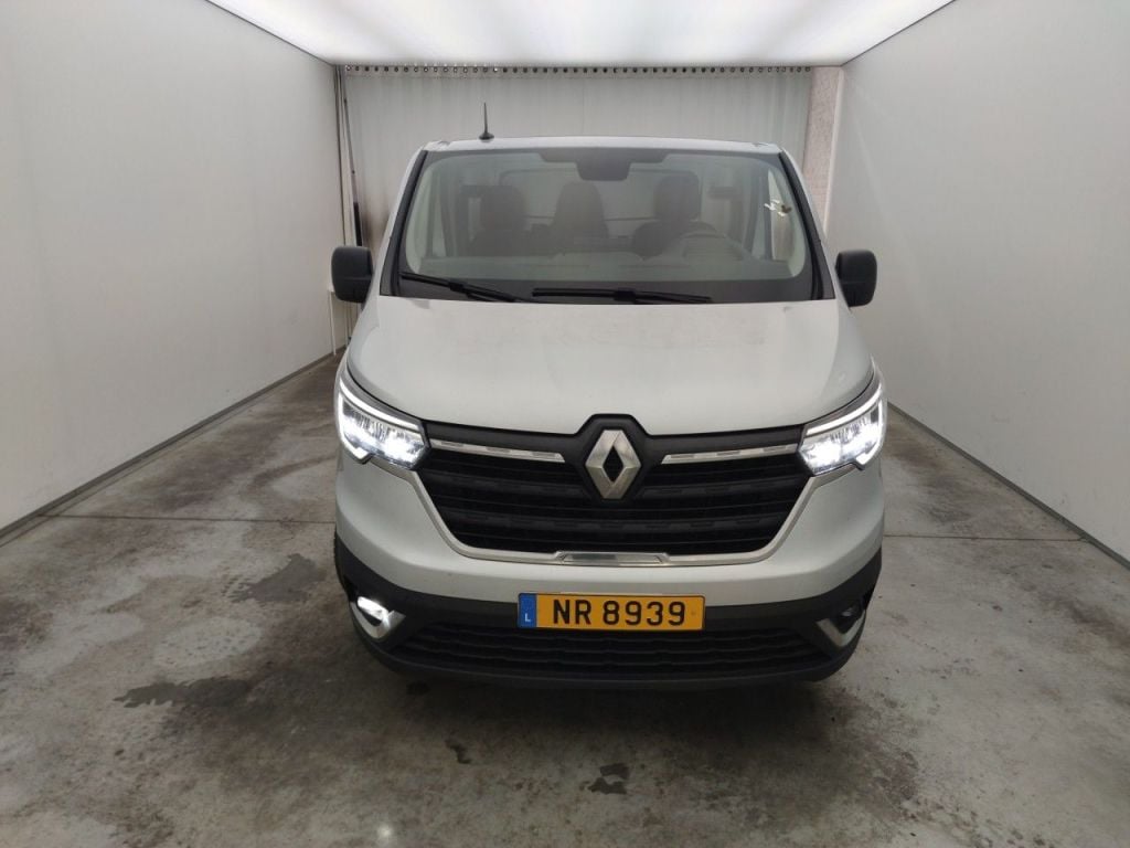 RENAULT Trafic (Year of Construction 2022, 131 PS, Diesel)