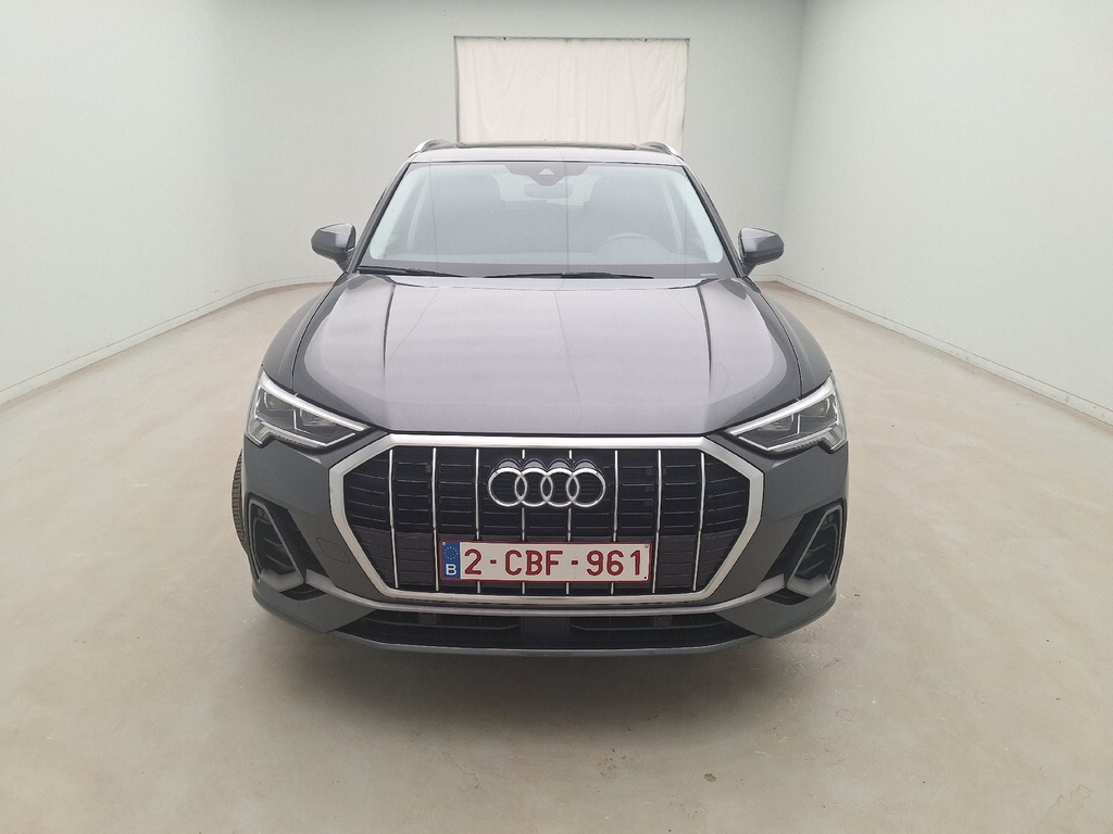 AUDI Q3 (Year of Construction 2022, 245 PS, Hybrid Petrol)