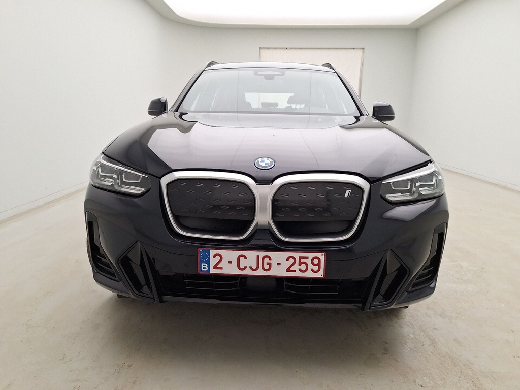 BMW iX3 (Year of Construction 2022, 286 PS, Electric)