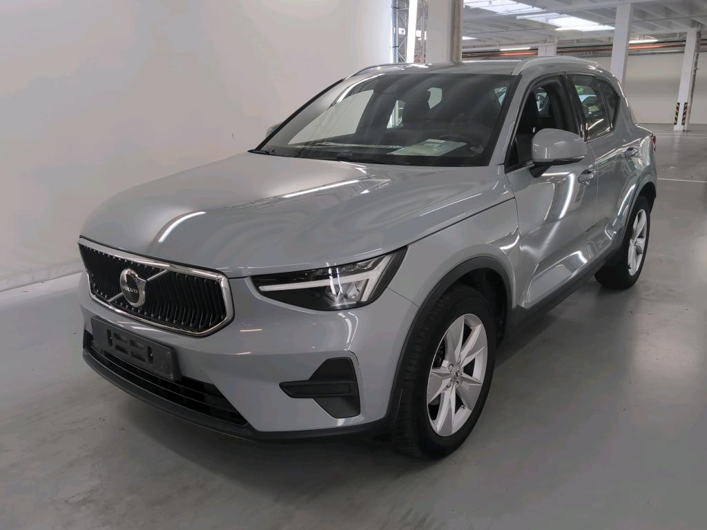 VOLVO XC40 (Year of Construction 2023, 129 PS, Petrol)