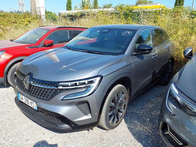 RENAULT Austral (Year of Construction 2024, 158 PS, Petrol)