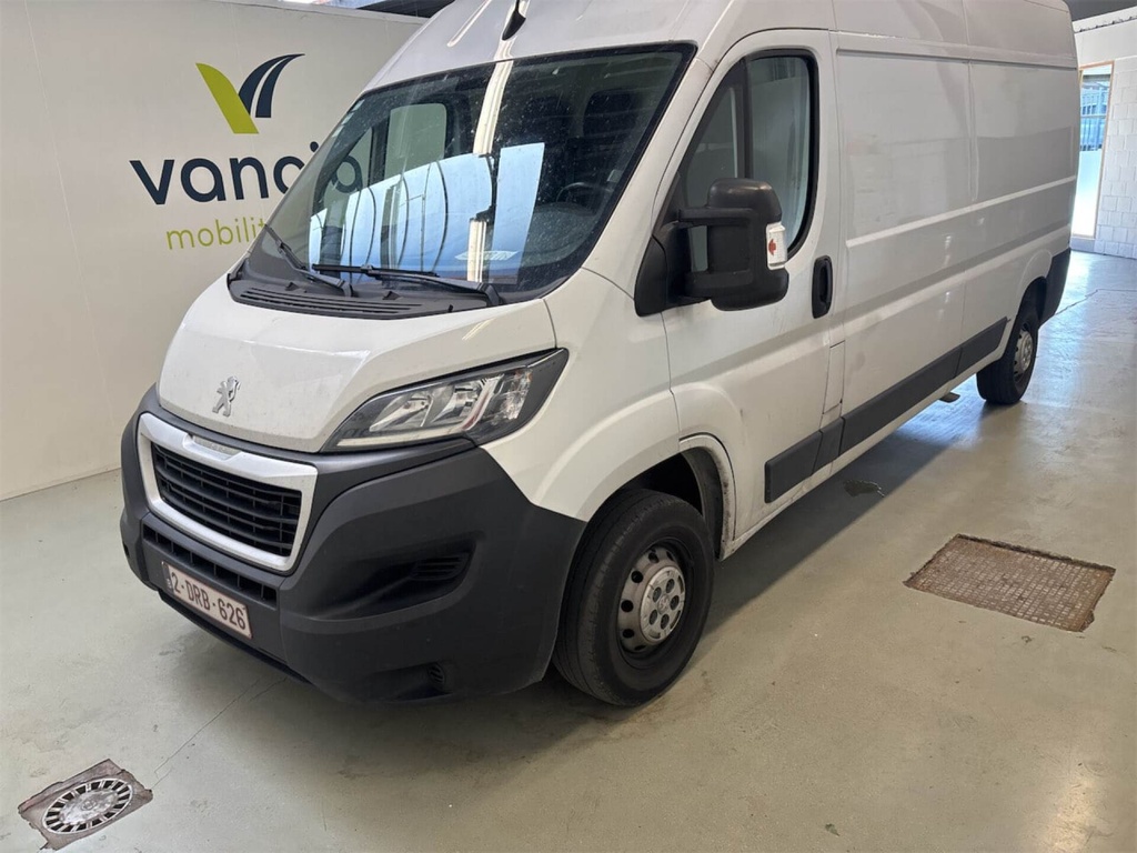 PEUGEOT Boxer (Year of Construction 2023, 140 PS, Diesel)