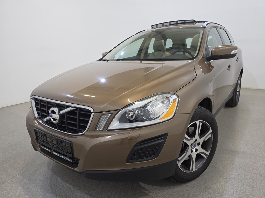 VOLVO XC60 1984 cc Automatic (2013)