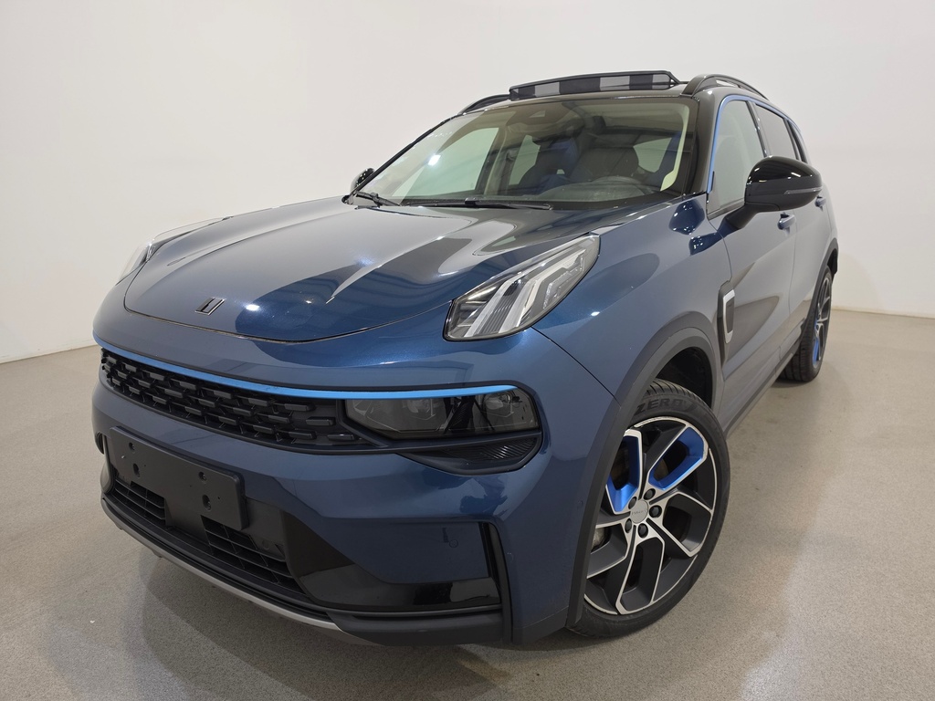 Lynk&Co 01 1477 cc Automatic (2022)
