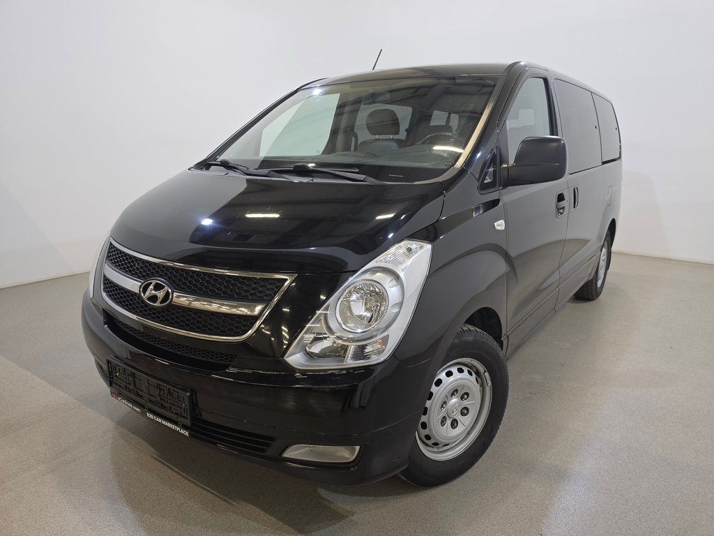 HYUNDAI H-1 2497 cc Manual (2012)