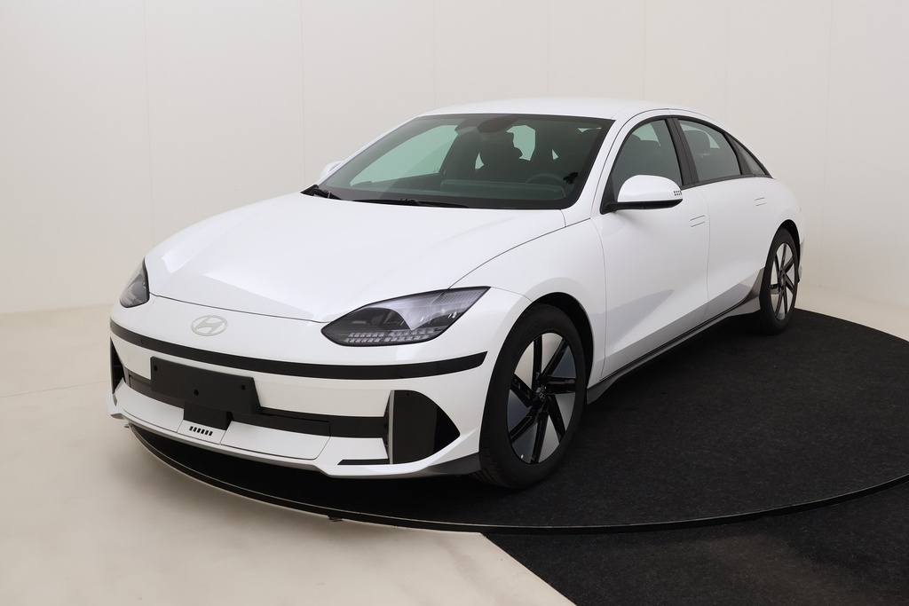HYUNDAI IONIQ 6 (Year of Construction 2026, 151 PS, Electric)